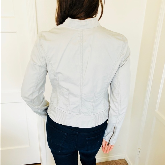 Halogen Jacket - Picture 4 of 7